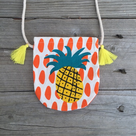 Little Pineapple Handbag - Picture 5 of 6